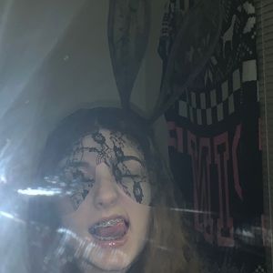 Meet your Posher, Amber